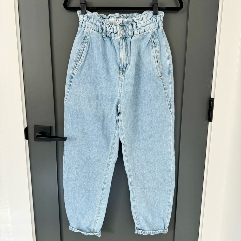 ZARA Baggy Bubble Jeans / Paper bag waist / Jogger style